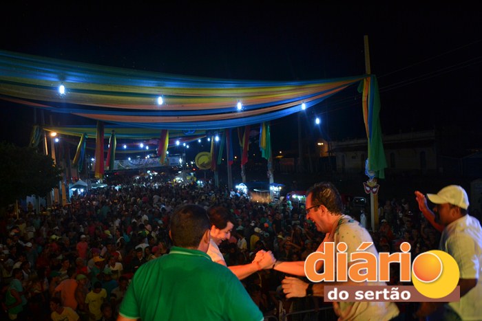 Sorrifolia: abertura oficial do carnaval da cidade de Sousa reúne ... - Diário do Sertão (liberação de imprensa) (Blogue)