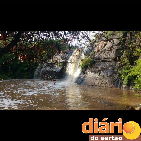 NATURA DÁ SHOW DE BELEZA: Cachoeira transborda na região ... - Diário do Sertão (liberação de imprensa) (Blogue)