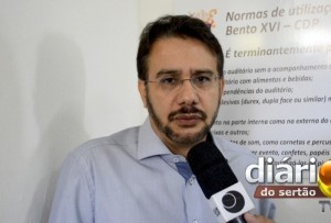 Ex-prefeito Carlos Antônio é absolvido no TRF5
