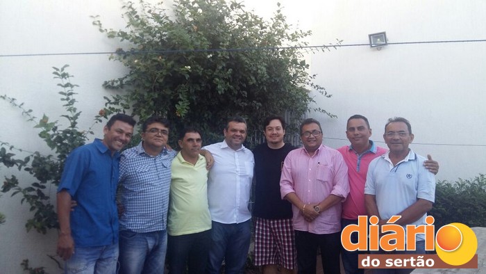 Reunião do PTB na cidade de Cajazeiras com vereador e suplente