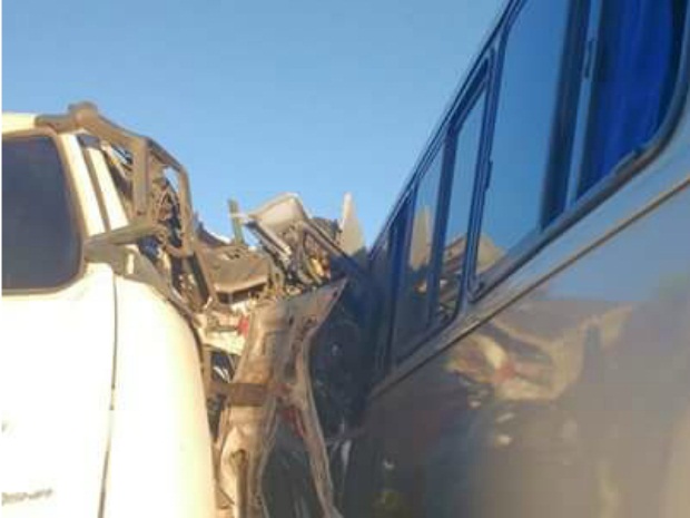 Acidente entre caminhão e ônibus em Sobral deixou quatro mortos (Foto: Arquivo pessoal)