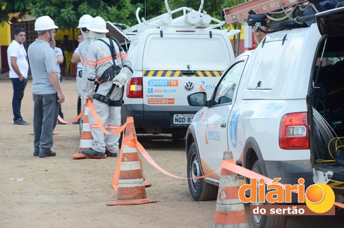 Mais de 30 equipes da Energisa participam da operação (foto: Charley Garrido)