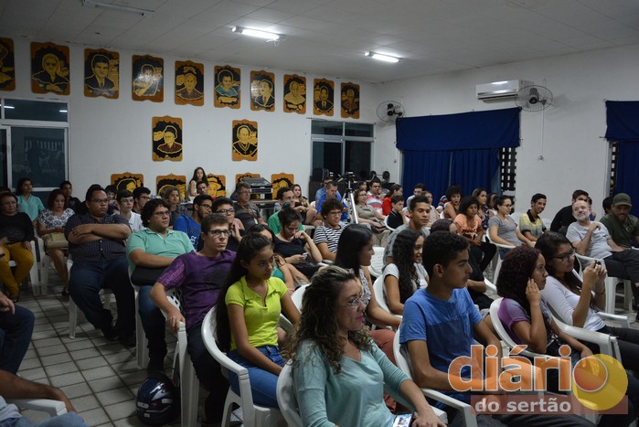 Auditório do Centro Cultural Zé do Norte ficou lotado