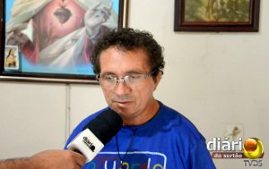 Seu Francisco Alves, tio de Lucas