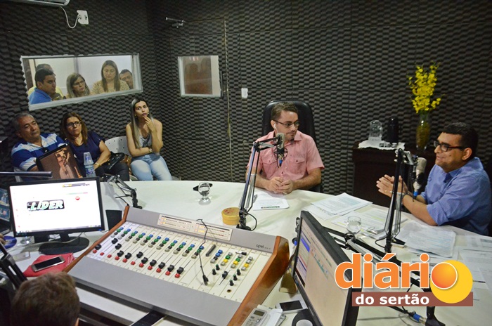Entrevista foi realizada no Studio da Rádio Líder FM (foto: Paulo Ramon)