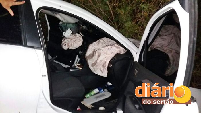 Acidente aconteceu na saída de Aparecida para Pombal (foto: Diário do Sertão)