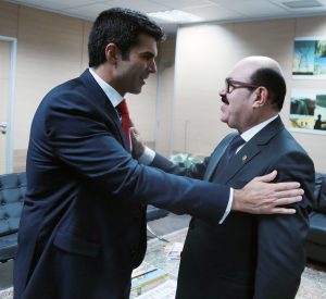 Senador Deca é recepcionado pelo ministro da Integração Nacional, em Brasíla (Foto: Assessoria)