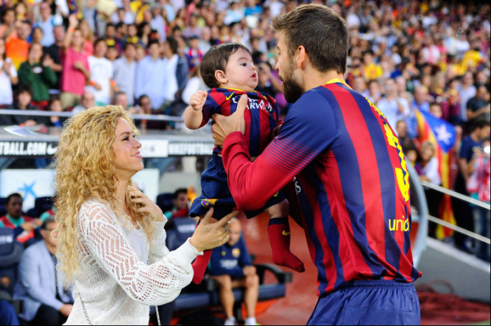 Shakira, Piqué e o filho © GETTY IMAGES