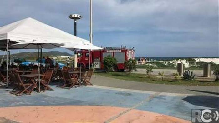 Acidente de lancha deixou uma criança morta e dois feridos Foto: Reprodução/RC24h 