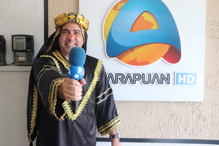 TV Arapuan was live., By TV Arapuan