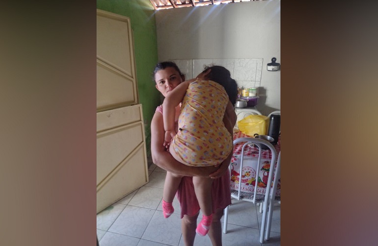 Mãe acusa Fofão de mostrar o dedo para crianças em carreta polêmica em MS —  Jornal Correio do Vale