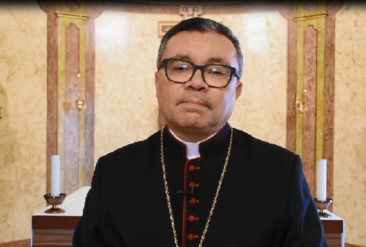 VÍDEO Bispo de Cajazeiras divulga mensagem de ano novo e ressalta esforço dos fiéis durante VÍDEO Bispo de Cajazeiras divulga mensagem de ano novo e ressalta esforço dos fiéis durante