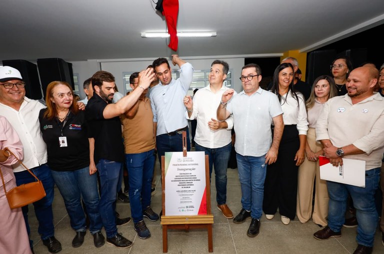 Lucas Ribeiro no Vale do Piancó (Foto: Secom-PB)